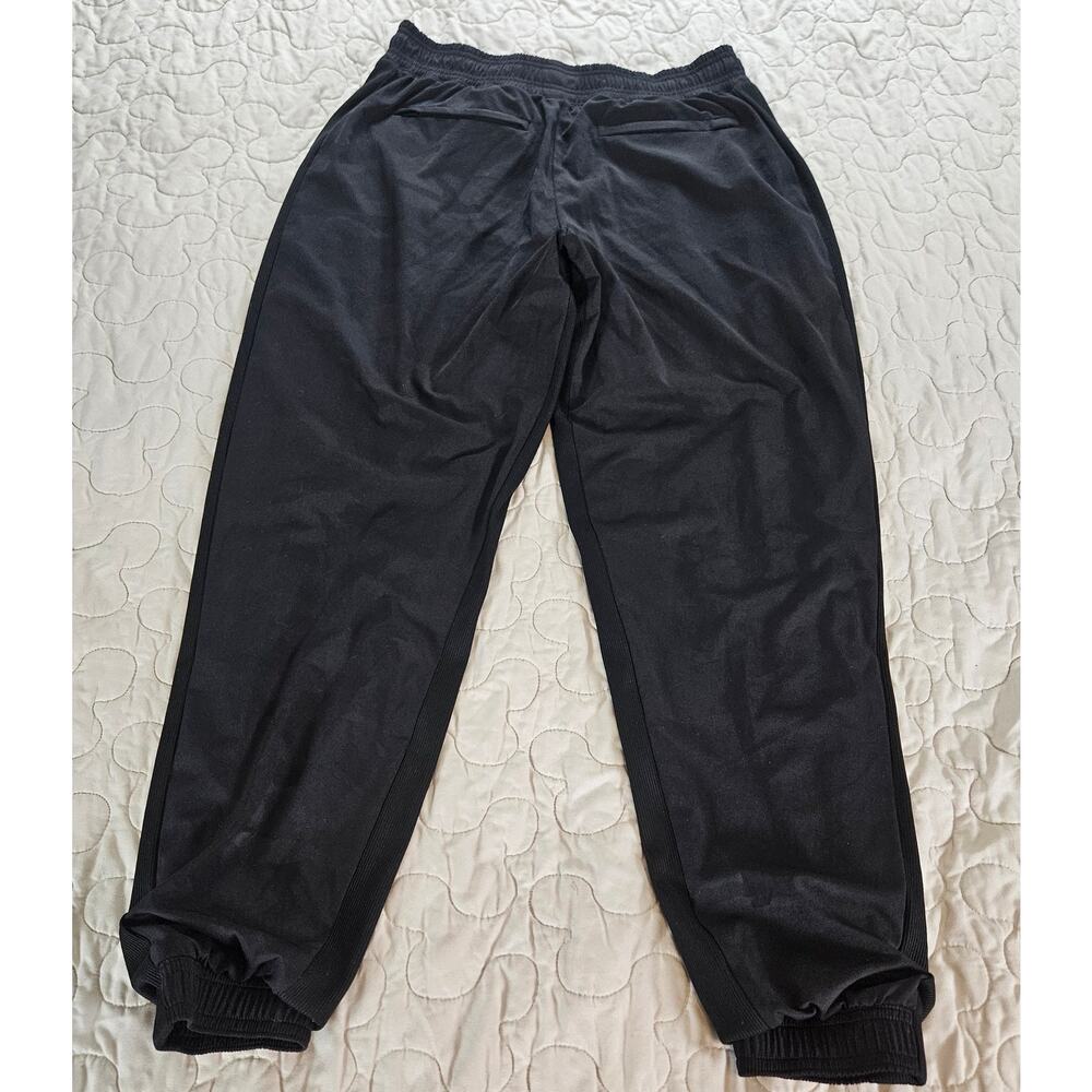 EUC Athleta Brooklyn Lined Joggers Sz 8 Black Camo - Picture 10 of 11